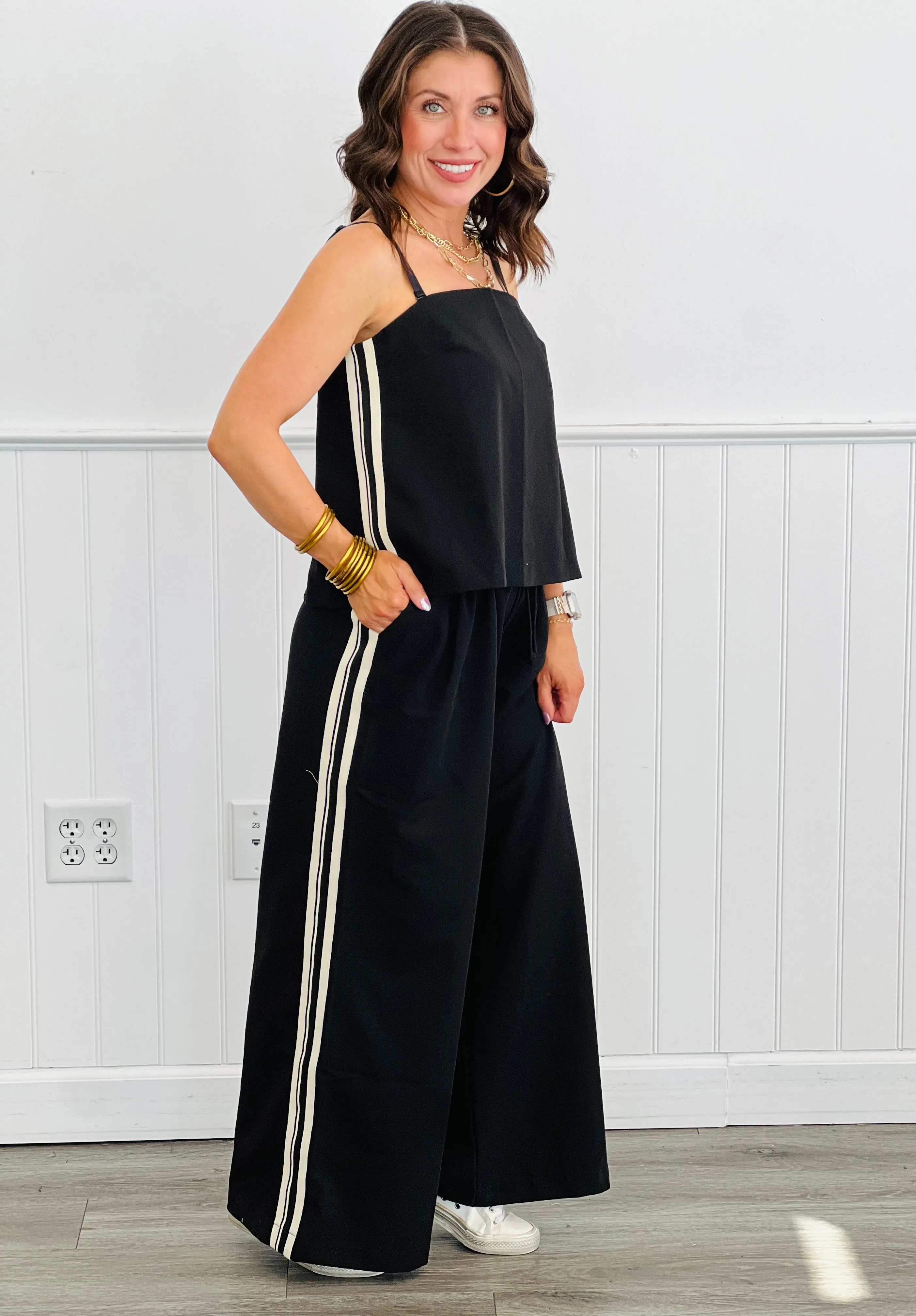 Black Side Stripes Wide Leg Pants (Reg.)