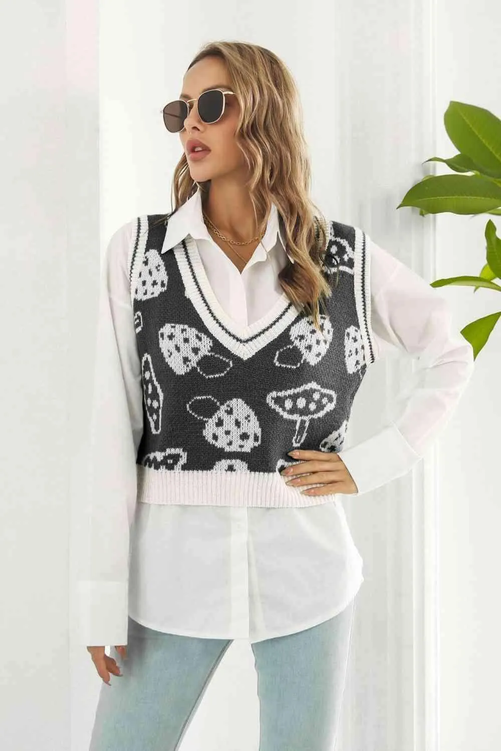 Warm Cover-Up Sleeveless V Neck Sweater Vest